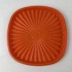 Vintage Tupperware Servalier Replacement Lid 841-2 Orange 6.5. Fixed Price $7.11.