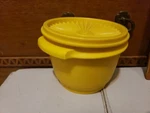 Vintage Tupperware Bowl Yellow Harvest Servalier 886-19 With Lid 812-35. Fixed Price $13.35.