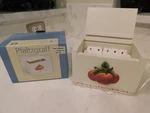 Pfaltzgraff Delicious Pattern Wooden Recipe Card Box 2004 Orig. 24.99 New Ib. Fixed Price $18.50.