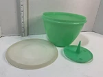 Vintage Tupperware Lettuce Keeper Crisp-it 679 Lid 680 Spike 681 Jadeite Green. Fixed Price $17.00.