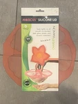 Charles Viancin Hibiscus Silicone Baking & Storage Suction Lid Large 11" - New. Fixed Price $25.00.