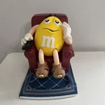 Vintage M&m's La-z-boy Lounge Chair Candy Dispenser Yelllow, Limited Edition Nib. Fixed Price $29.99.