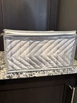 Quilted Gray W/ Vinyl Line Glass Storage Zippered Case With Cardboard Dividers. Fixed Price $12.00.