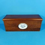 Pfaltzgraff Yorktowne Divided Double Recipe Holder Box Lid Wooden Vintage. Fixed Price $91.99.
