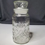 1983 Mr Peanut Clear Glass Canister Planters Jar Airtight Lid Diamond Design Vtg. Fixed Price $15.00.