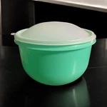 Vtg Tupperware Lettuce Keeper Crisper Green #1424-2 With Dome Lid And Spike. Fixed Price $22.99.